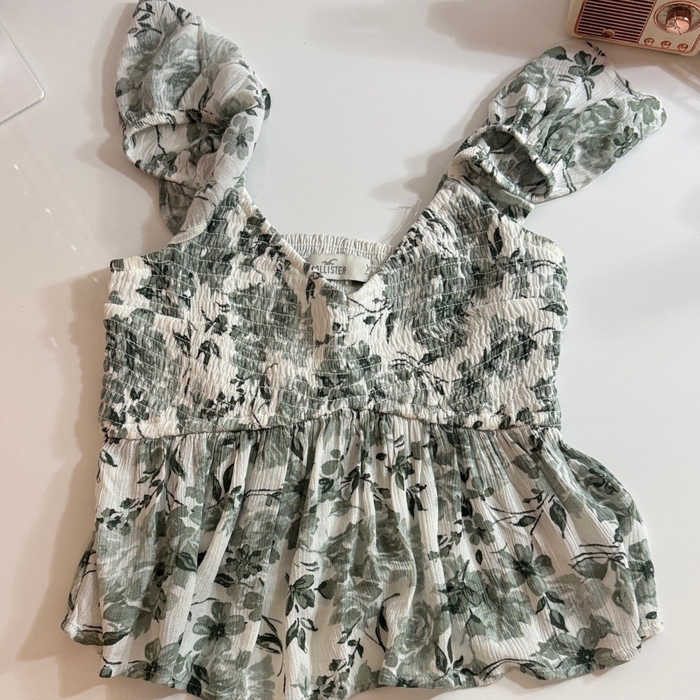 Hollister White and Green Floral Blouse